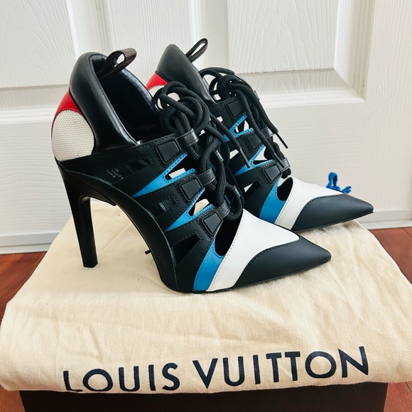 Authentic Louis Vuitton Streamline booties. In excellent Condition 37.5 - Picture 2 of 10